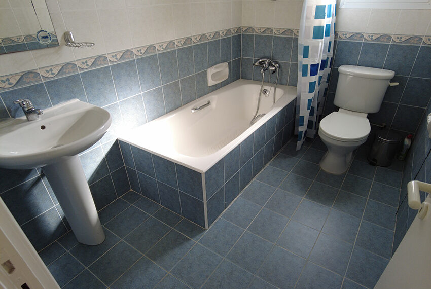 Spacious villa with private pool and basement Peyia