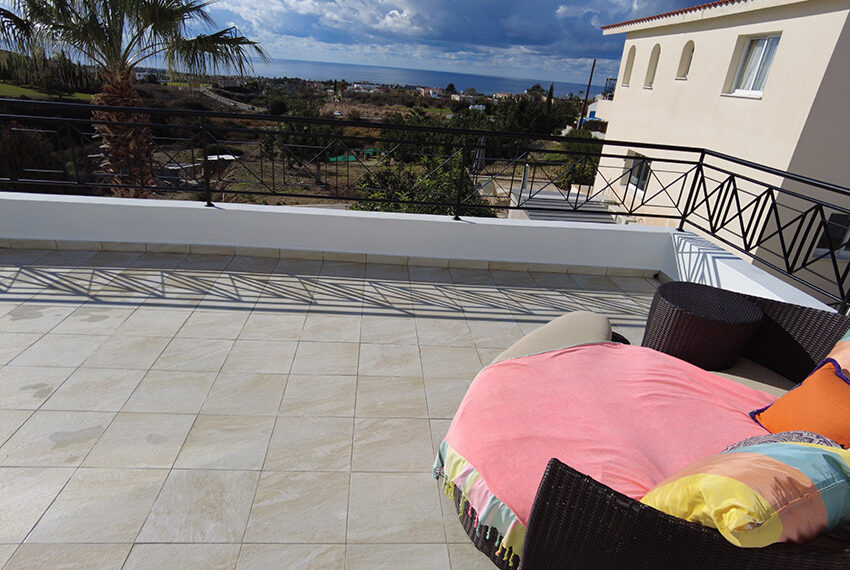 Spacious villa with private pool and basement Peyia