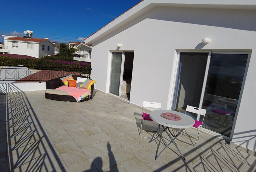 Spacious villa with private pool and basement Peyia