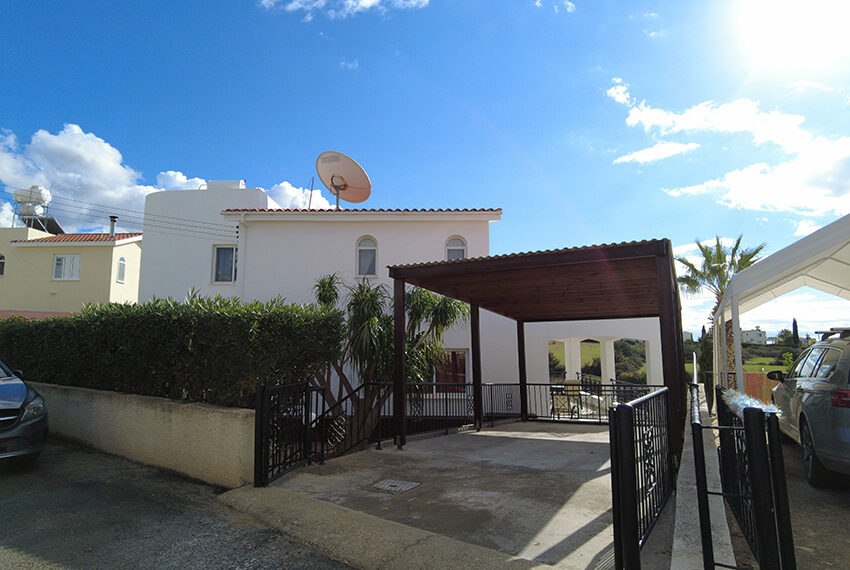 Spacious villa with private pool and basement Peyia