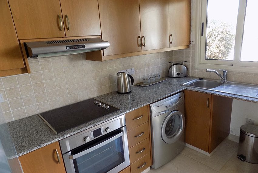 2 bedroom townhouse for rent in Peyia, Cyprus