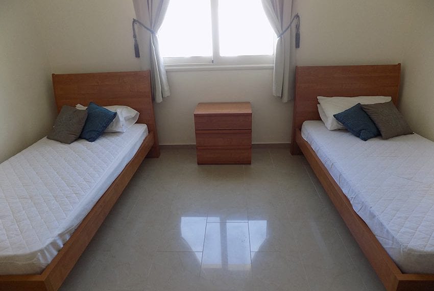 2 bedroom townhouse for rent in Peyia, Cyprus