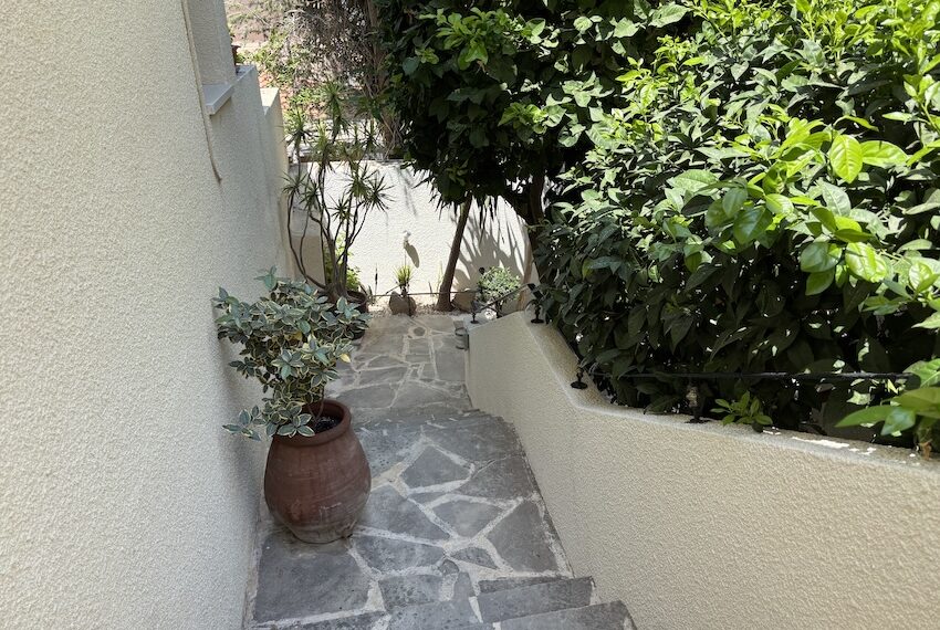 For sale 2 bed garden apartment Paphos_20