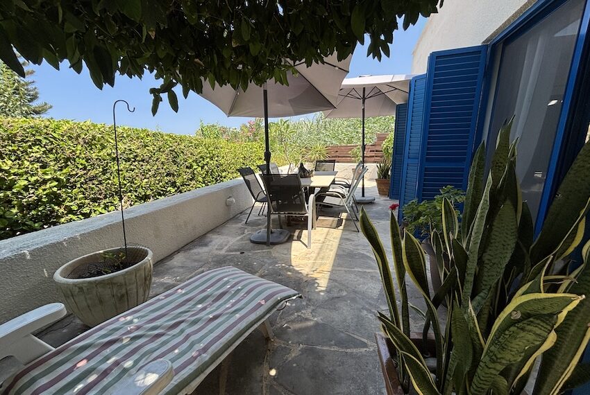 For sale 2 bed garden apartment Paphos_24