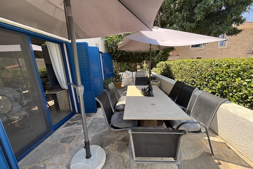 For sale 2 bed garden apartment Paphos_25