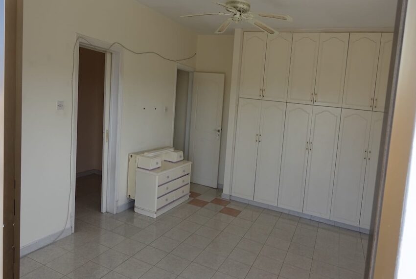 unfurnished 5 bed house for rent emba_22