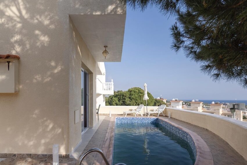 Villa for rent sea caves_4