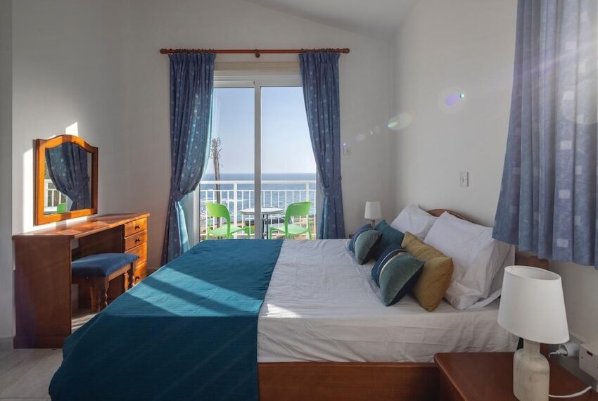 Villa for rent sea caves_7