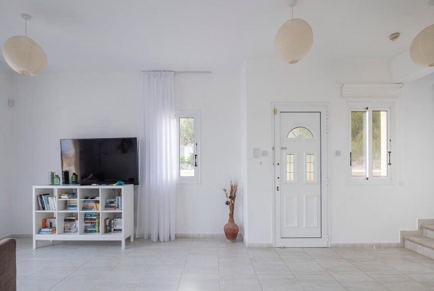Villa for rent sea caves_18