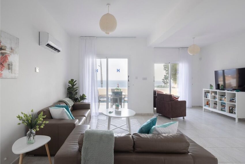 Villa for rent sea caves_20
