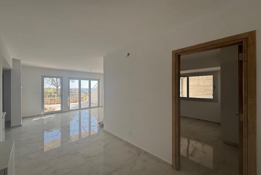 Sea Caves Paphos apartment for rent_9