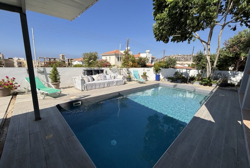 for sale 3 bed hpuse with pool paphos_42