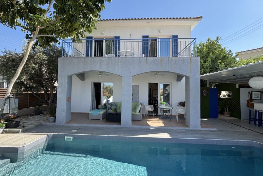 for sale 3 bed hpuse with pool paphos_43