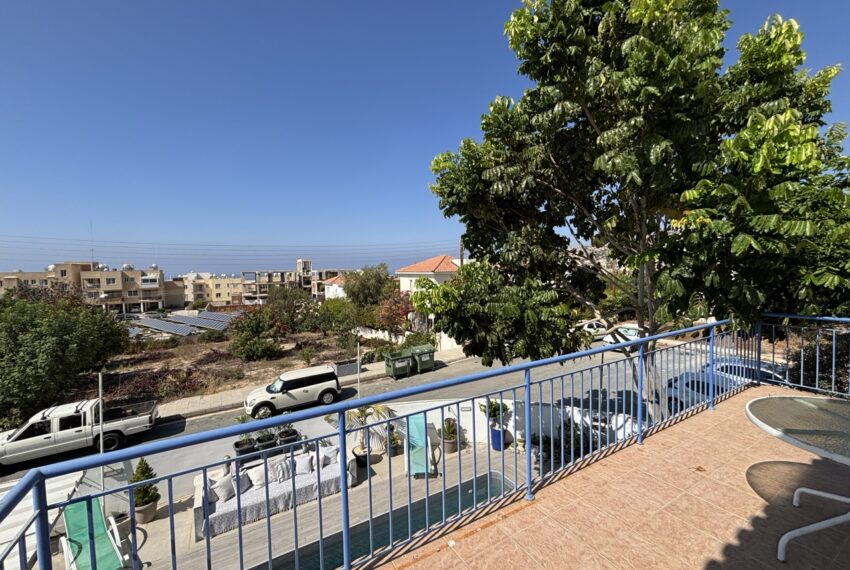 for sale 3 bed hpuse with pool paphos_69