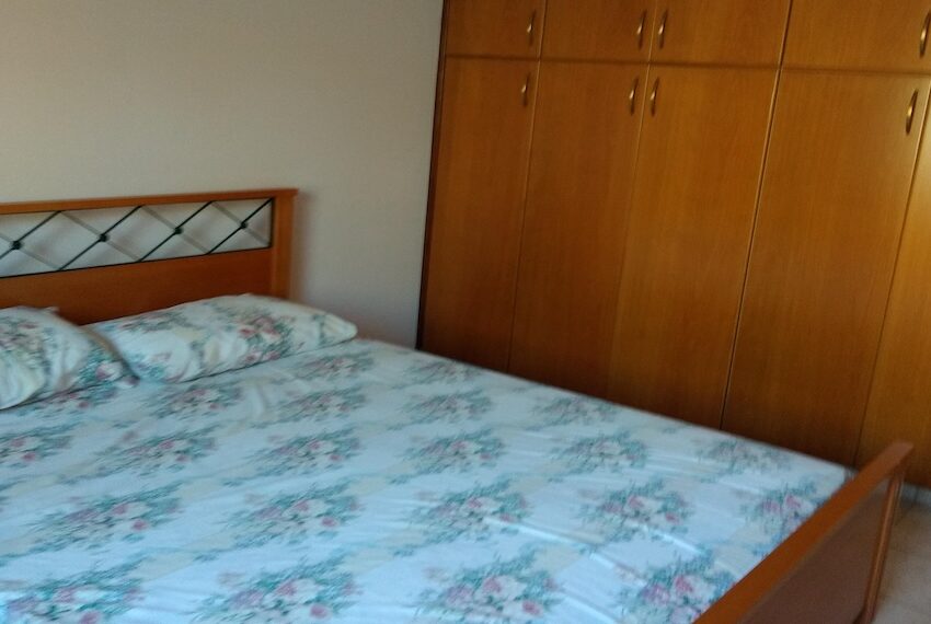 3 bed house for rent in Stroumpi_9