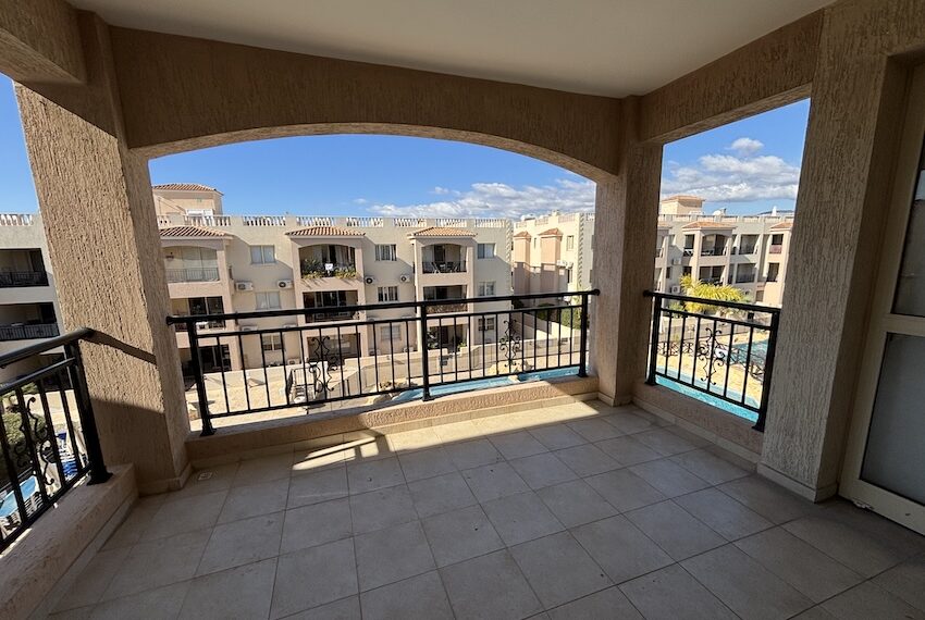 Royal Secrest Paphos 2 bed flat for sale_3