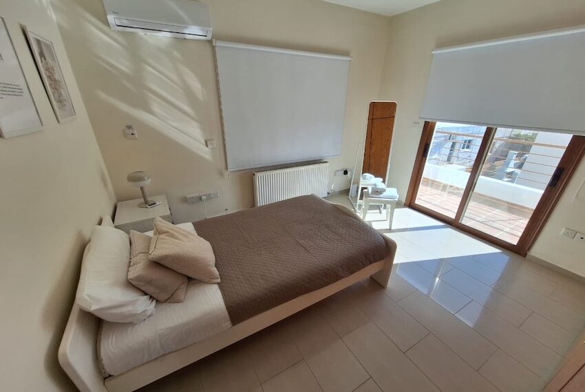 For rent 5 bed villa with pool Tremithousa_5