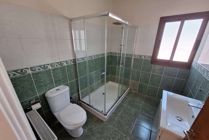 For rent 5 bed villa with pool Tremithousa_7