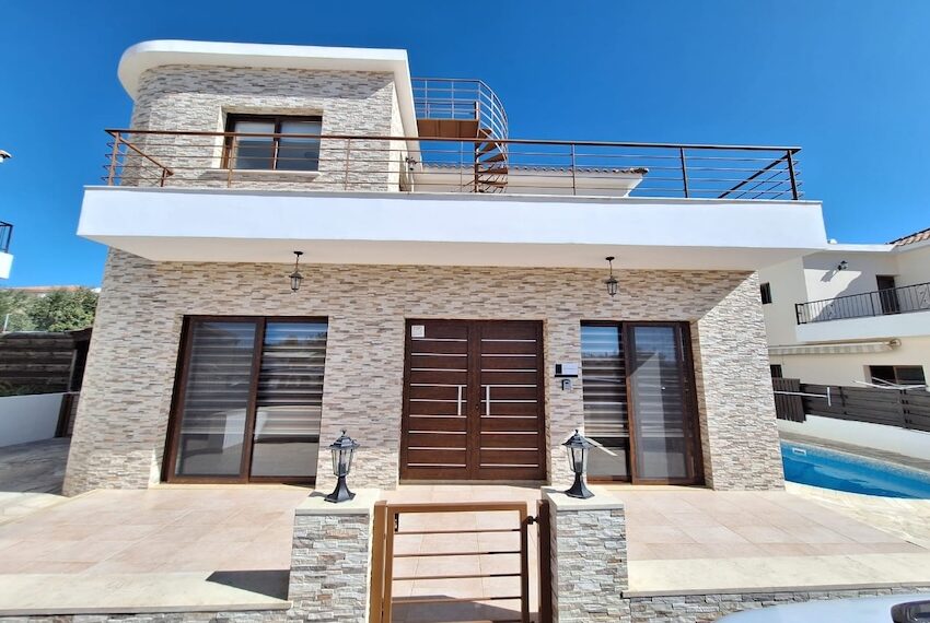 For rent 5 bed villa with pool Tremithousa_14