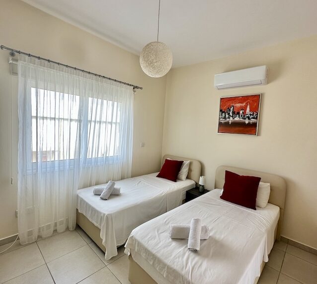 Townhouse for rent near Venus beach Paphos_1