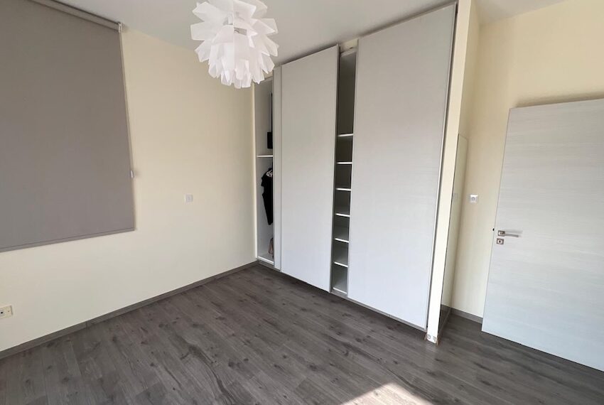 Villa for sale on large plot Paphos_18