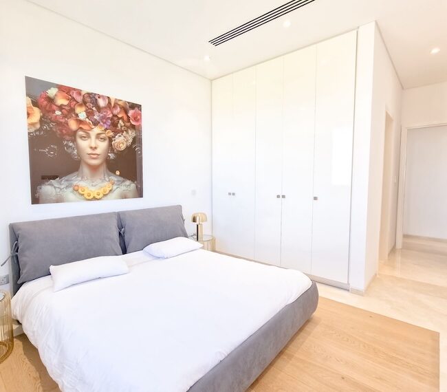 Luxury villa for sale with sea views Sea Caves_44